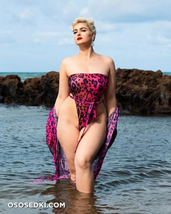 Стефания Феррарио голая - фото Stefania Ferrario - 400