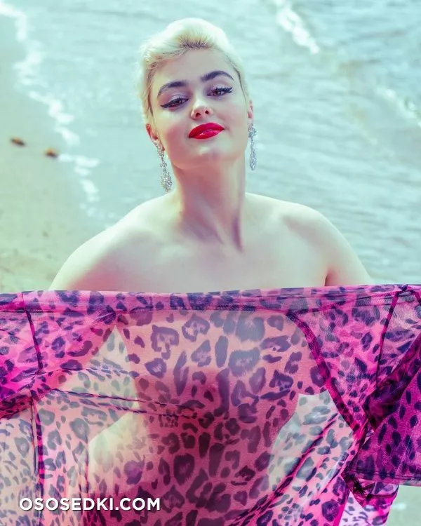 Стефания Феррарио голая - фото Stefania Ferrario - 402