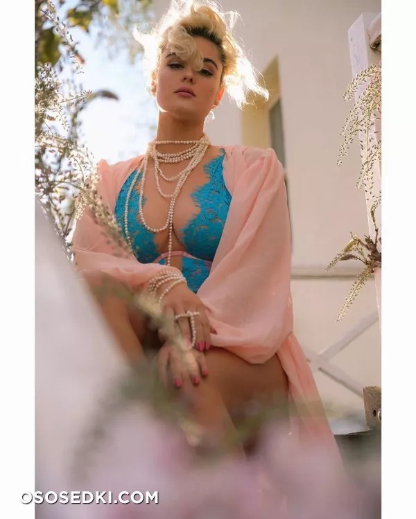 Стефания Феррарио голая - фото Stefania Ferrario - 404