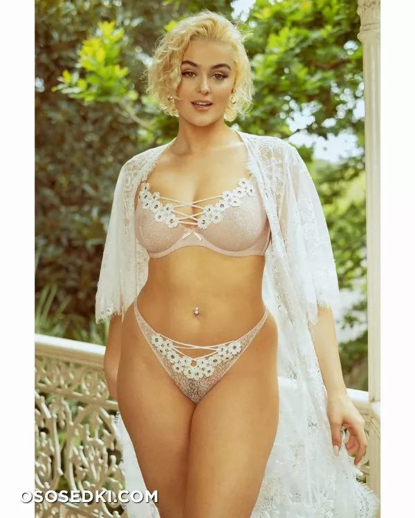 Стефания Феррарио голая - фото Stefania Ferrario - 414