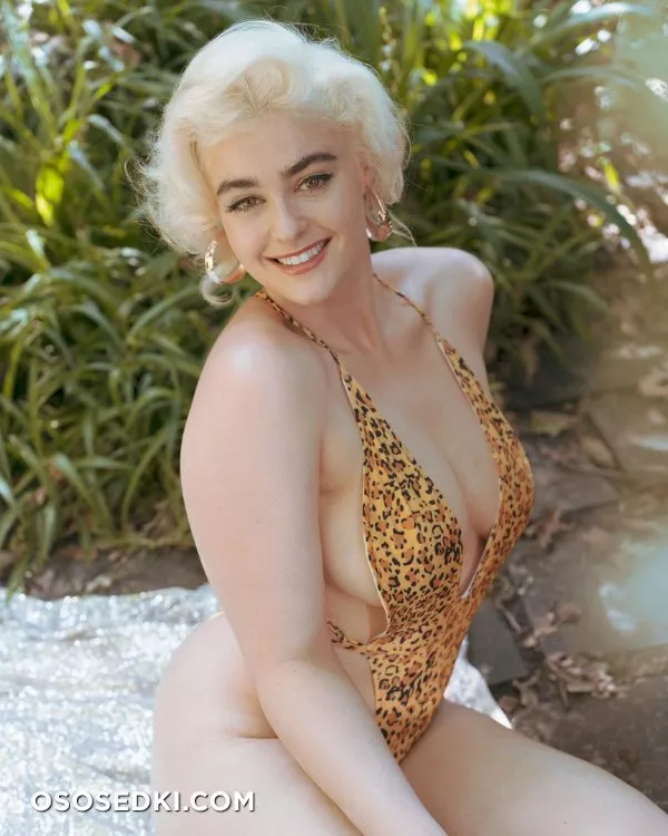 Стефания Феррарио голая - фото Stefania Ferrario - 491
