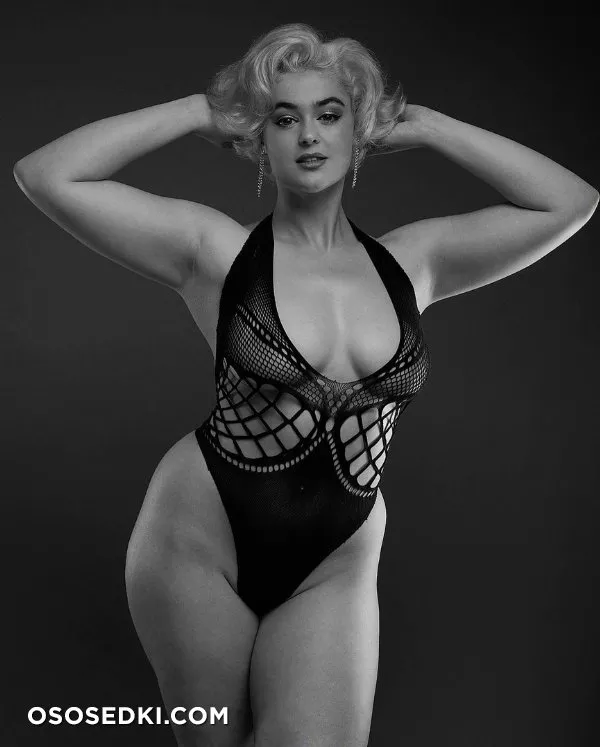 Стефания Феррарио голая - фото Stefania Ferrario - 509