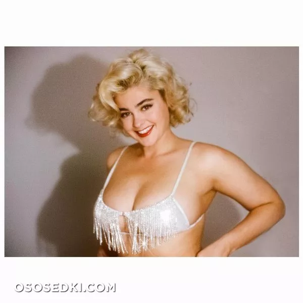 Стефания Феррарио голая - фото Stefania Ferrario - 546