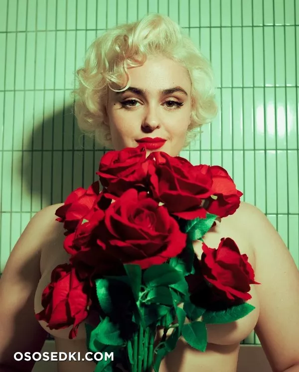 Стефания Феррарио голая - фото Stefania Ferrario - 558