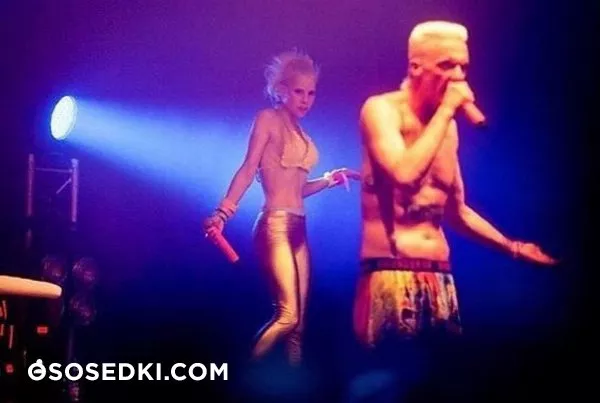 Йоланди Фиссер голая - фото Yolandi Visser - 11