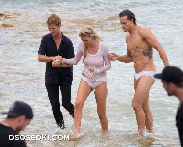 Лара Стоун голая - фото Lara Stone - 50