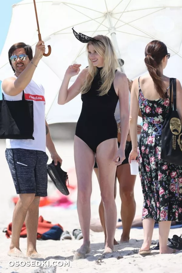 Лара Стоун голая - фото Lara Stone - 89