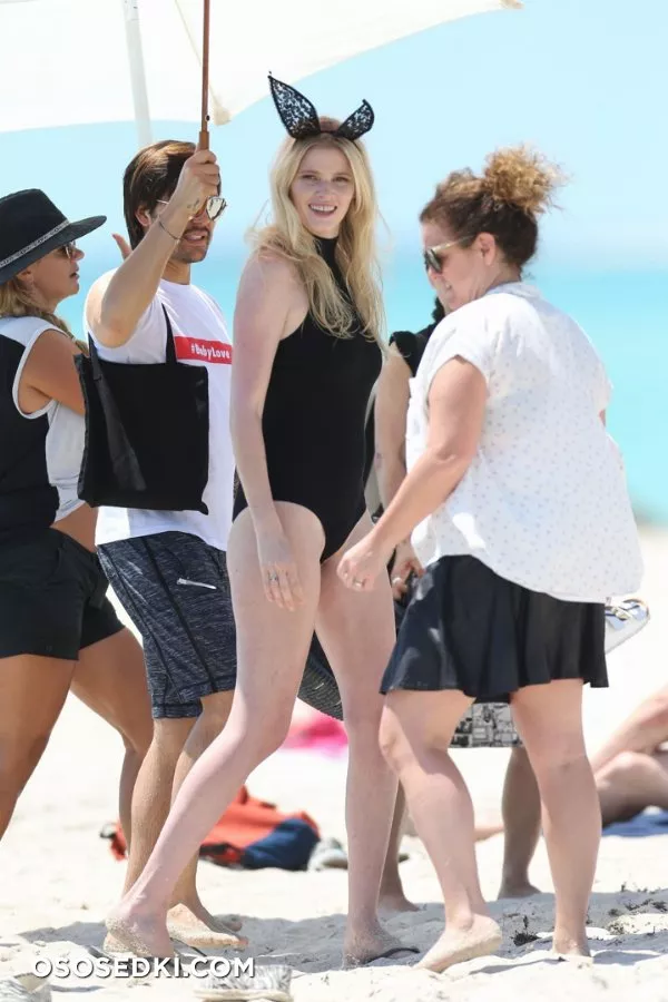 Лара Стоун голая - фото Lara Stone - 92
