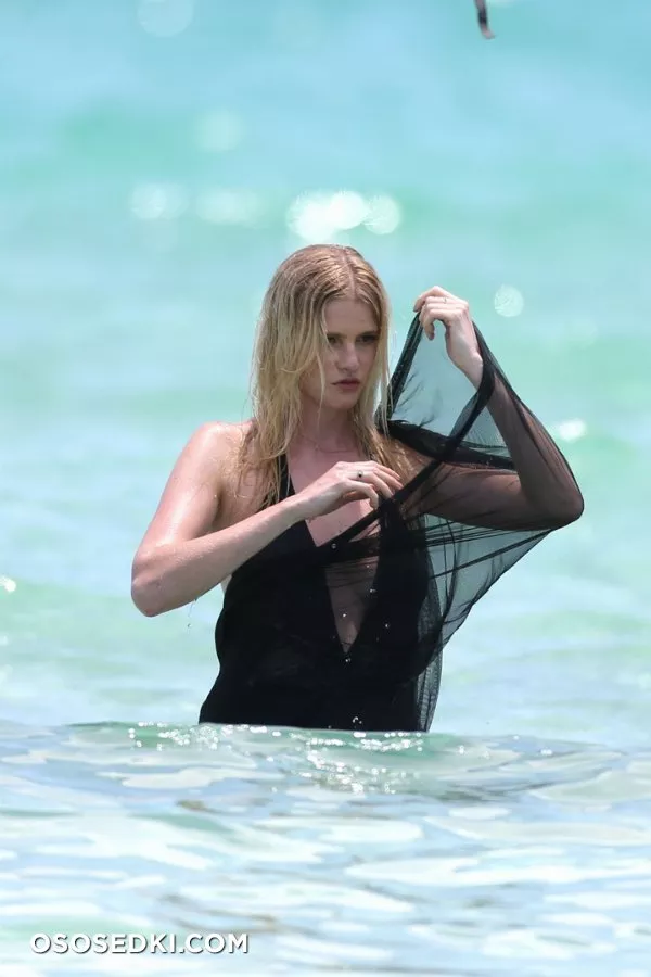 Лара Стоун голая - фото Lara Stone - 111