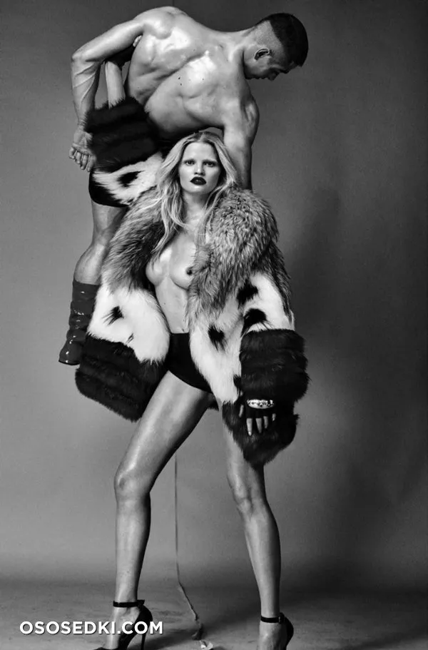 Лара Стоун голая - фото Lara Stone - 198