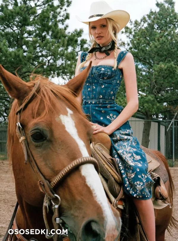 Лара Стоун голая - фото Lara Stone - 268