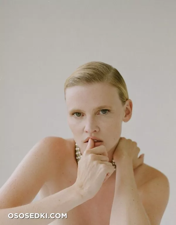Лара Стоун голая - фото Lara Stone - 317