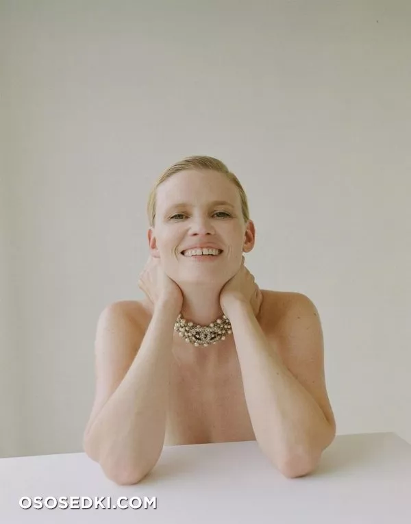 Лара Стоун голая - фото Lara Stone - 321