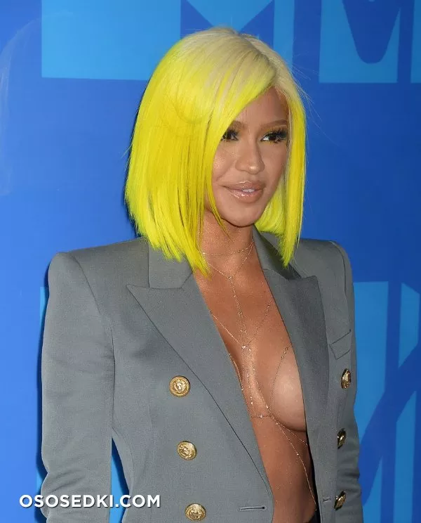 Кэсси Вентура голая - фото Cassie Ventura - 18