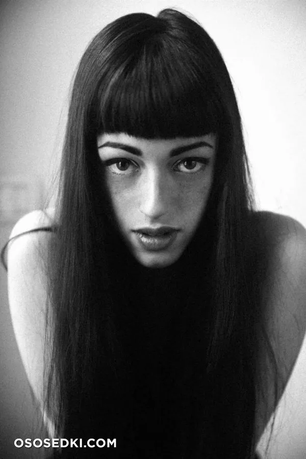 Валери Нокс голая, фото Valerie Knox - 19