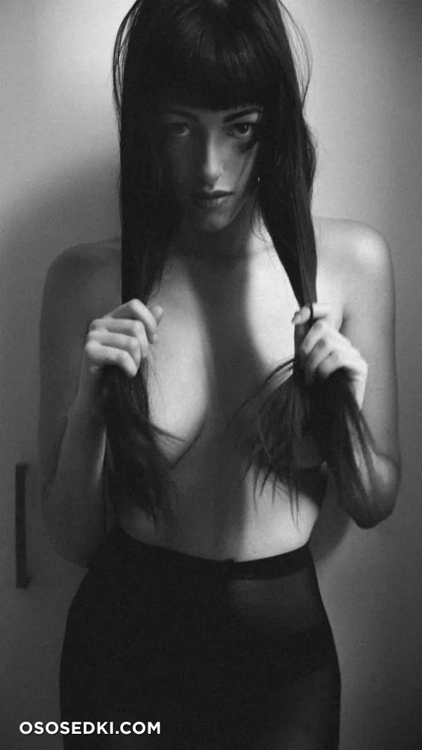 Валери Нокс голая, фото Valerie Knox - 27