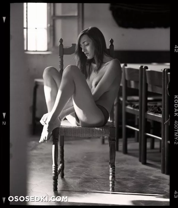 Валери Нокс голая, фото Valerie Knox - 32