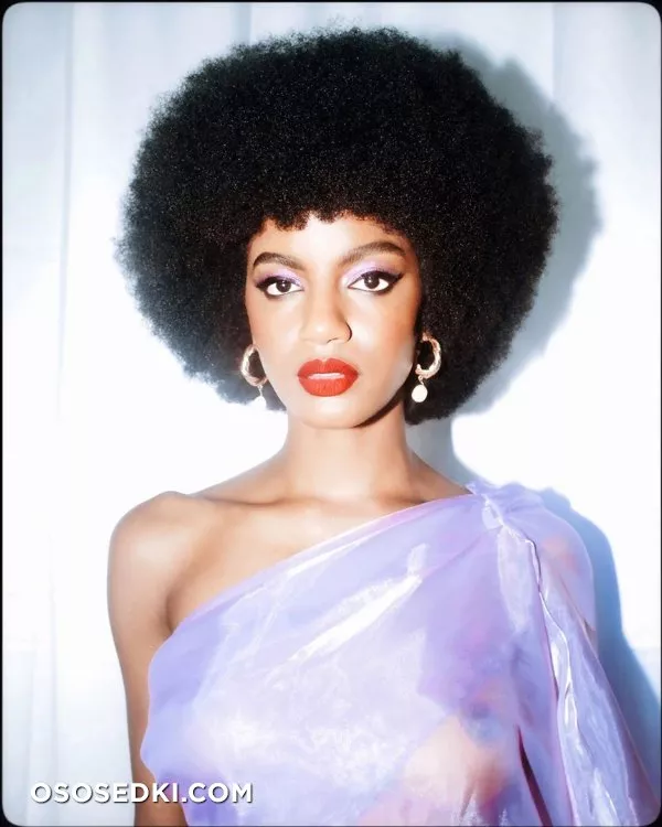 Эбони Дэвис голая - фото Ebonee Davis - 130