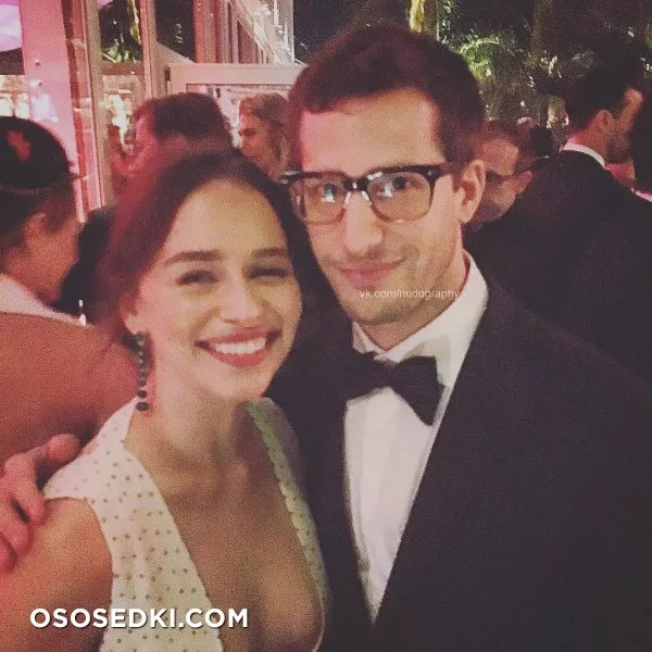 Эмилия Кларк голая - фото Emilia Clarke - 73