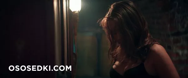 Эмилия Кларк голая - фото Emilia Clarke - 155