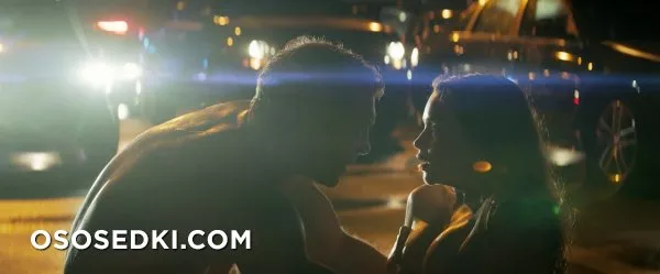 Эмилия Кларк голая - фото Emilia Clarke - 160