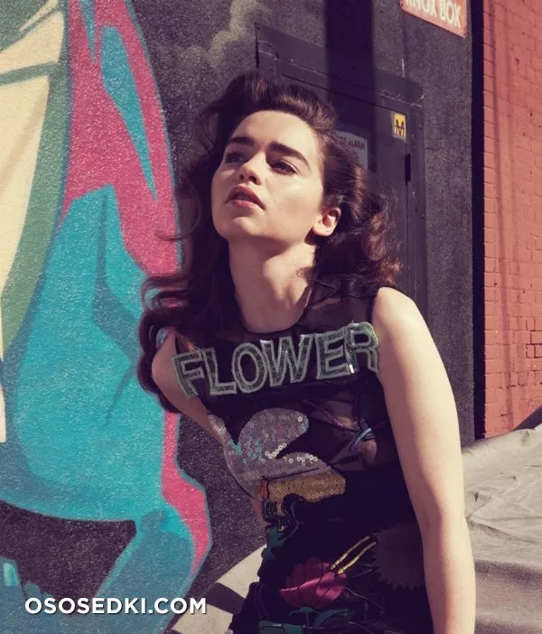 Эмилия Кларк голая - фото Emilia Clarke - 208