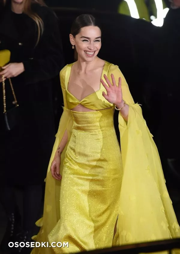 Эмилия Кларк голая - фото Emilia Clarke - 369