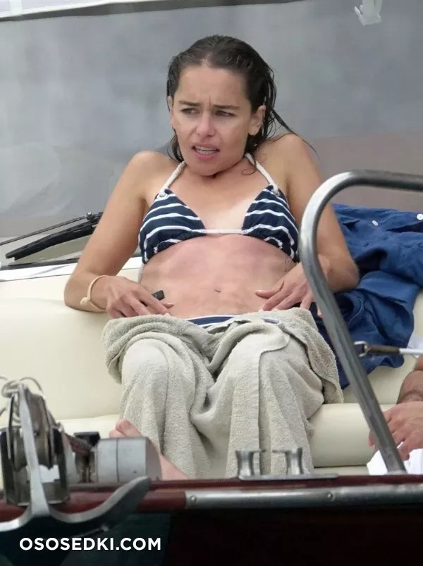 Эмилия Кларк голая - фото Emilia Clarke - 415