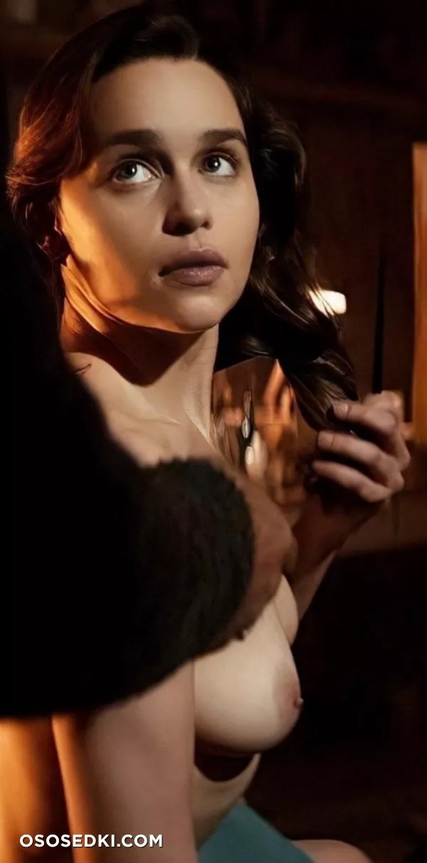 Эмилия Кларк голая - фото Emilia Clarke - 473