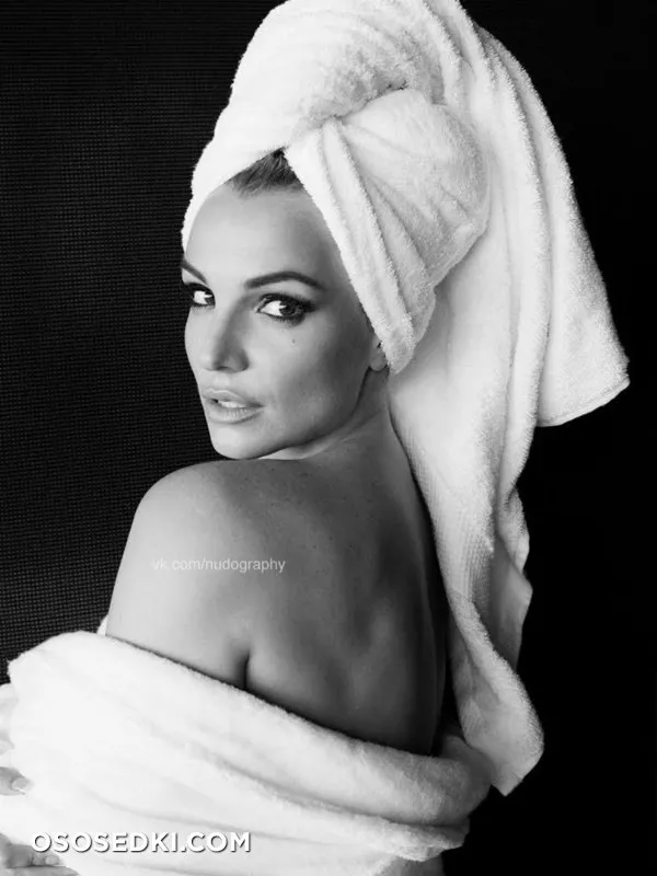 'Towel Series' Mario Testino, фото - 35