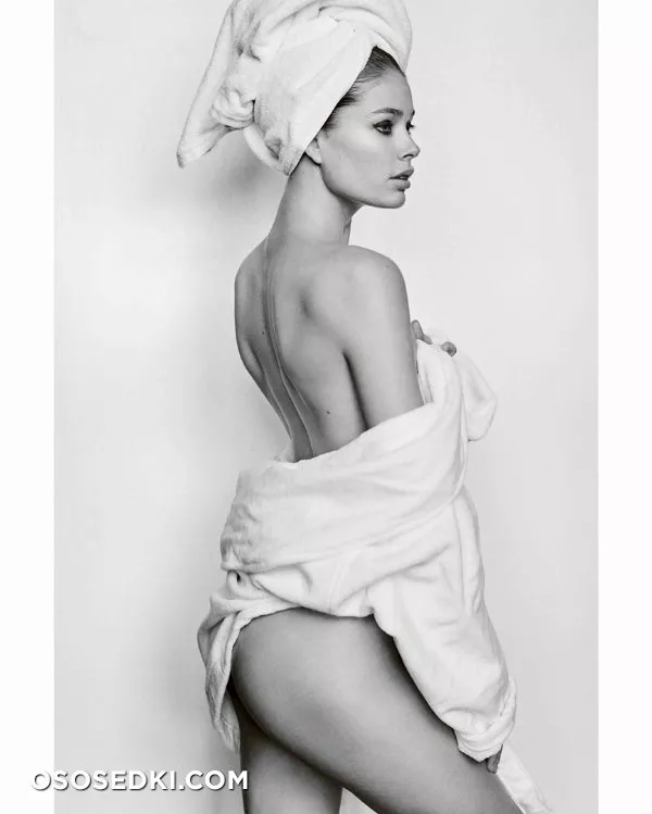 'Towel Series' Mario Testino, фото - 46