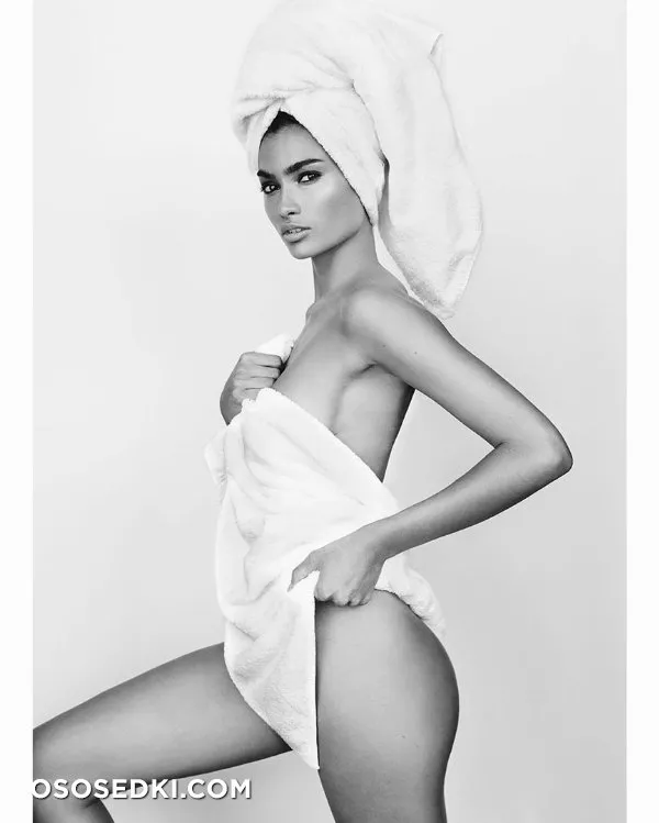 'Towel Series' Mario Testino, фото - 47