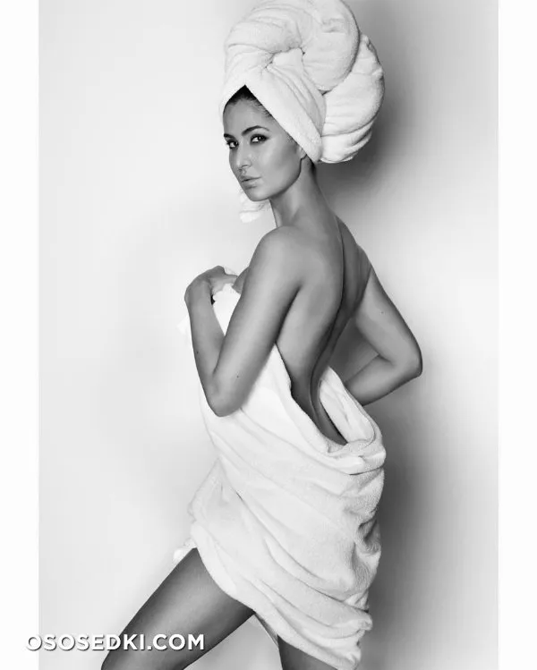 'Towel Series' Mario Testino, фото - 49