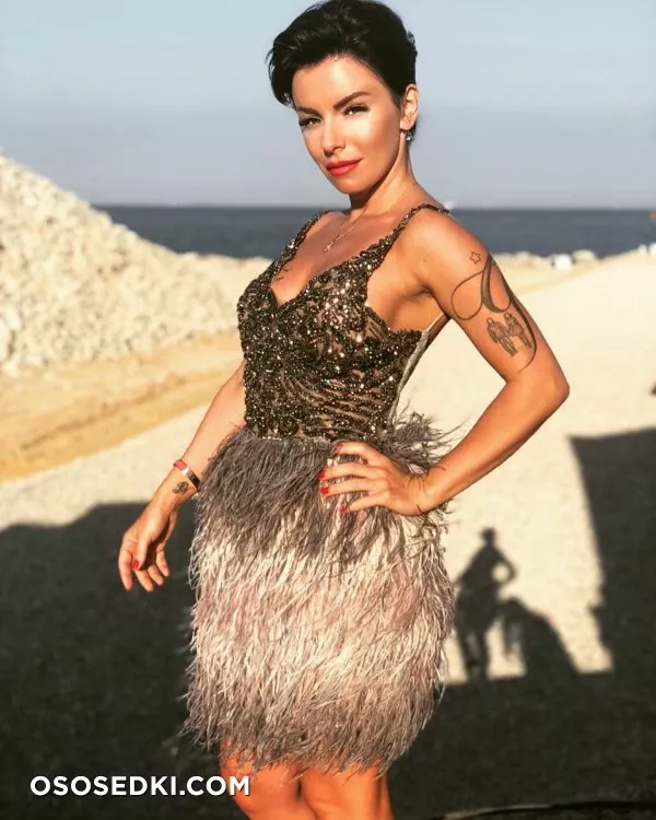 Голая Юлия Волкова - фото, кадры из клипов, Instagram - 46