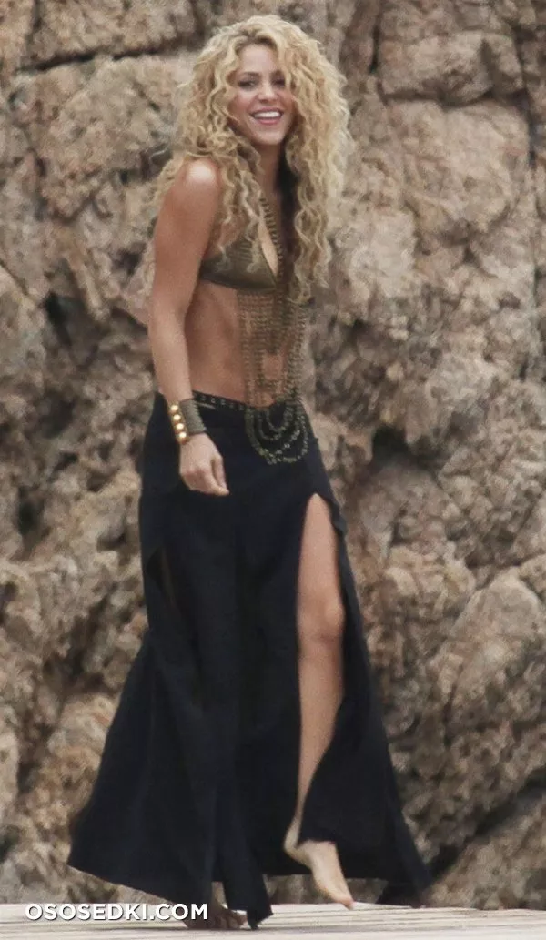 Шакира голая - фото Shakira - 3