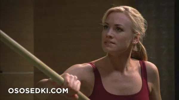 Ивонн Страховски голая - фото Yvonne Strahovski - 142