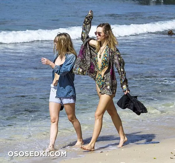Сьюки Уотерхаус голая - фото Suki Waterhouse - 53