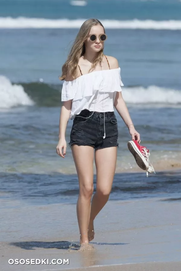 Сьюки Уотерхаус голая - фото Suki Waterhouse - 102