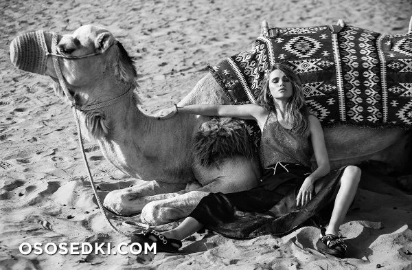 Сьюки Уотерхаус голая - фото Suki Waterhouse - 217