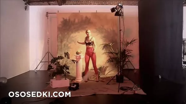 Сьюки Уотерхаус голая - фото Suki Waterhouse - 244