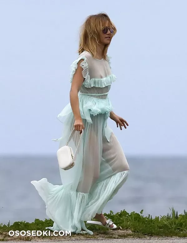 Сьюки Уотерхаус голая - фото Suki Waterhouse - 256