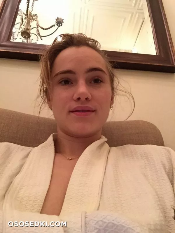 Сьюки Уотерхаус голая - фото Suki Waterhouse - 272