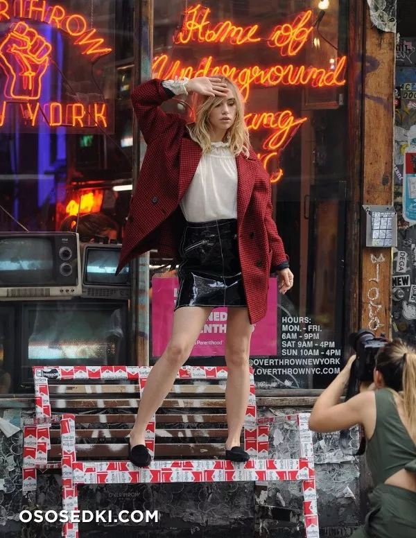 Сьюки Уотерхаус голая - фото Suki Waterhouse - 326