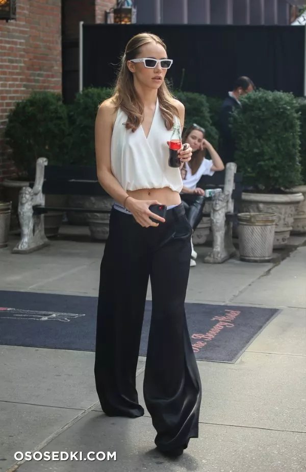 Сьюки Уотерхаус голая - фото Suki Waterhouse - 368