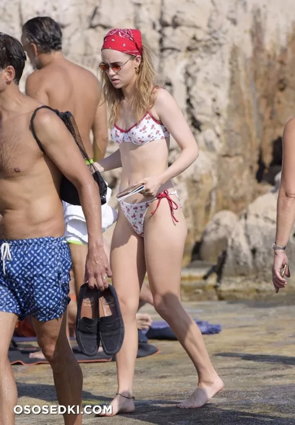 Сьюки Уотерхаус голая - фото Suki Waterhouse - 422