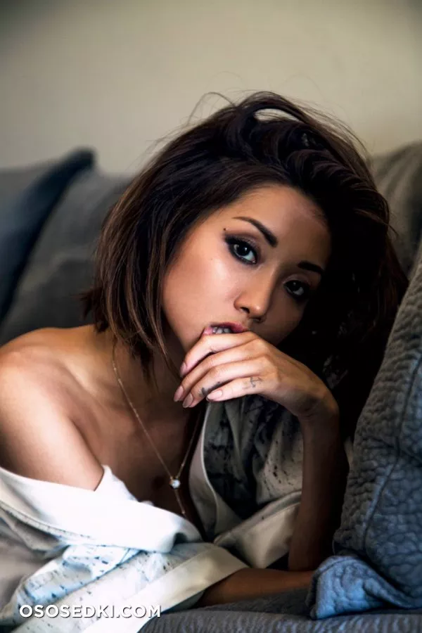 Бренда Сонг голая, фото Brenda Song - 14