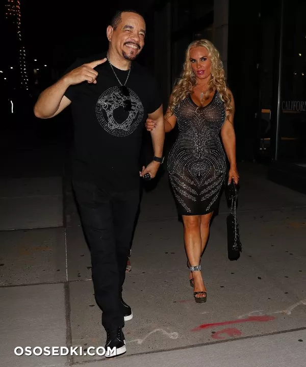 Николь Коко Остин голая - фото Nicole Coco Austin - 206