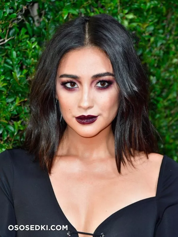 Шей Митчелл голая, фото Shay Mitchell - 164
