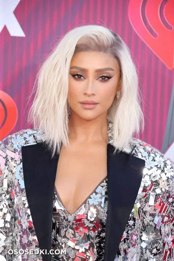 Шей Митчелл голая, фото Shay Mitchell - 247