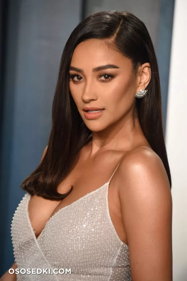 Шей Митчелл голая, фото Shay Mitchell - 282